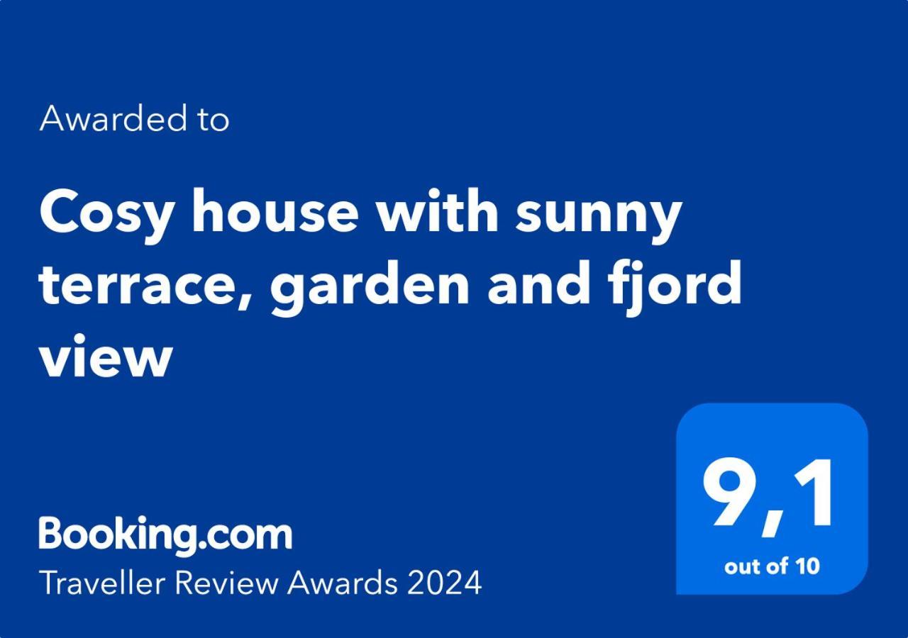 Cosy House With Sunny Terrace, Garden And Fjord View Ferienhaus